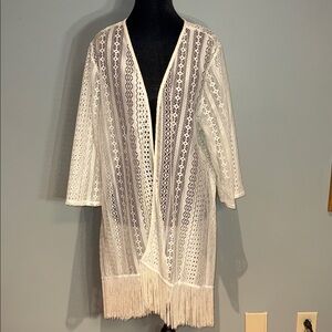 Avenue White Lace Kimono Wrap